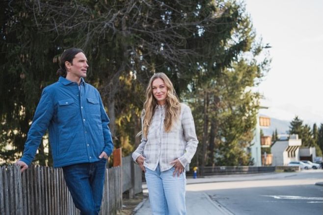 Styl a funkčnost v každé vrstvě.⁠☁️☀️ ⁠ Pánská bunda Sierra a dámská košile Yellowstone přináší nové pojetí klasické...